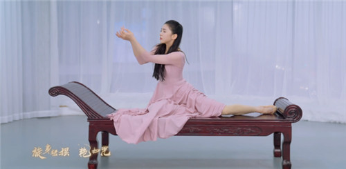 绝美舞姿回顾:《浪姐3》热门选手唐诗逸,曾在绝对演绎中cos公主李裹儿
